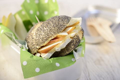 recipe image Camembert-Birnen-Brötchen