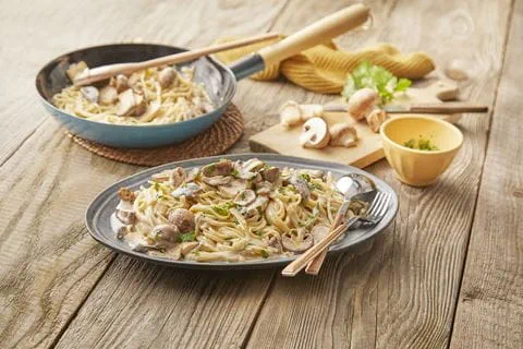 recipe image Nudeln mit Pilzen / Pasta Funghi